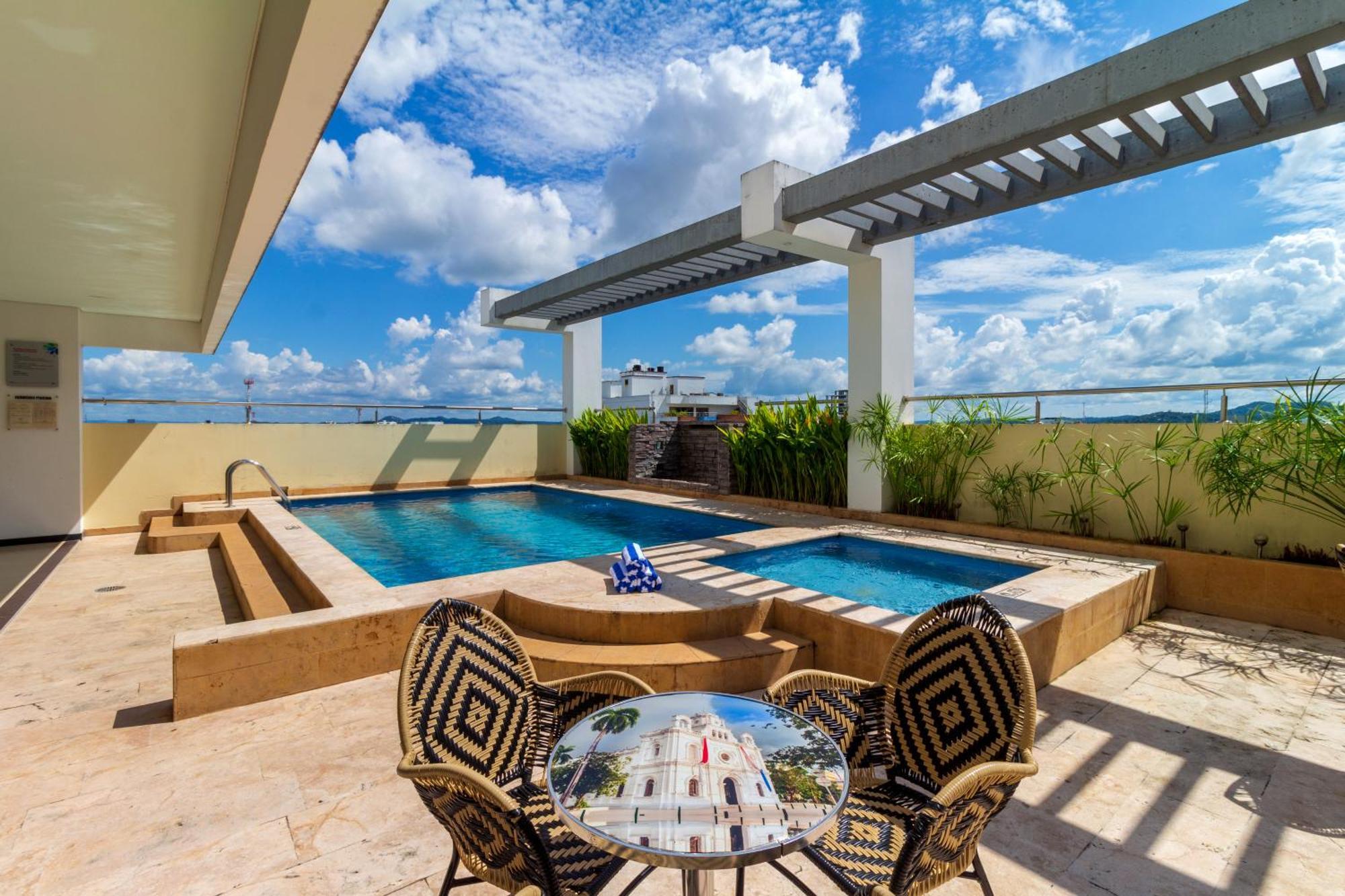 Hotel Baroca Montería Екстериор снимка