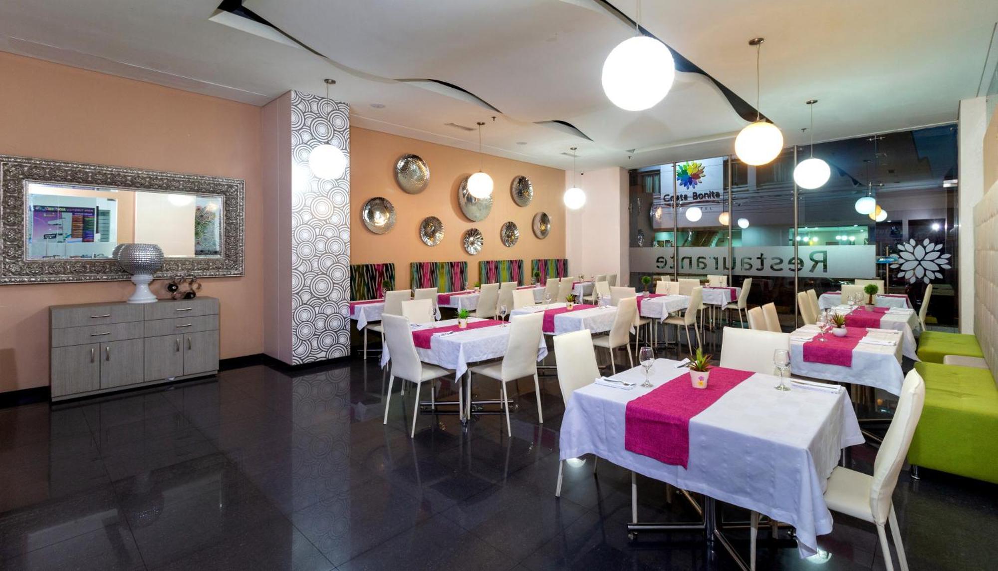 Hotel Baroca Montería Екстериор снимка