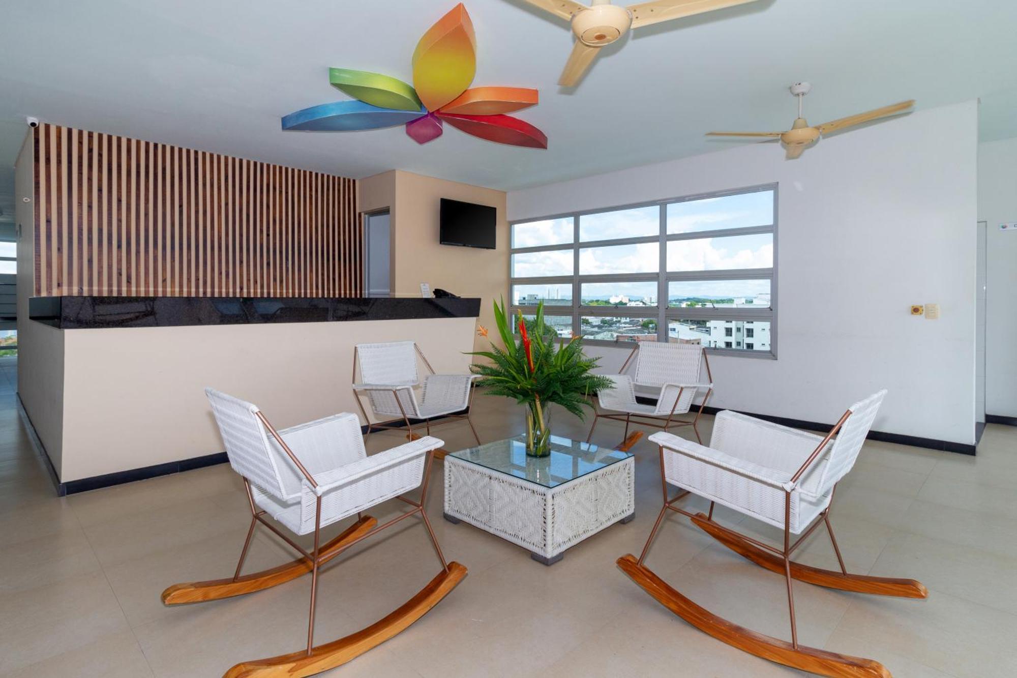 Hotel Baroca Montería Екстериор снимка